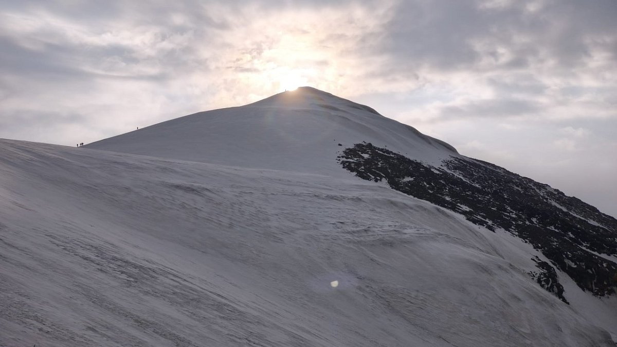 Ağrı Dağı (5165&nbsp;m)