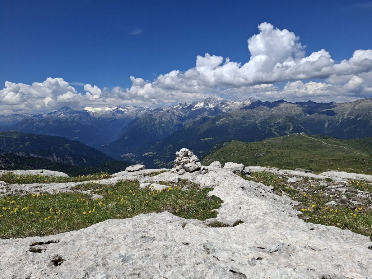 VIII° Torrione (2402&nbsp;m)