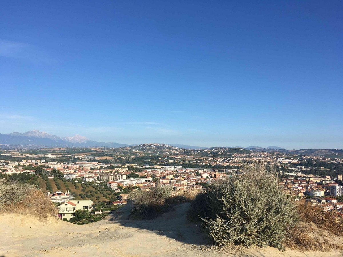 Colle della Vecchia (110&nbsp;m)