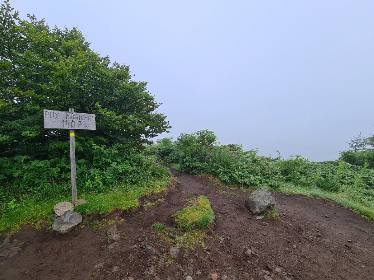 Puy de Montchal (1407&nbsp;m)
