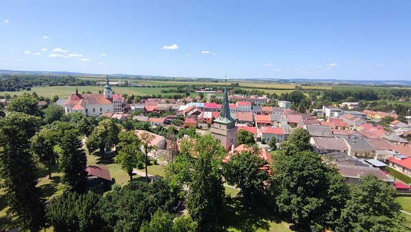 Tovačov - zámek