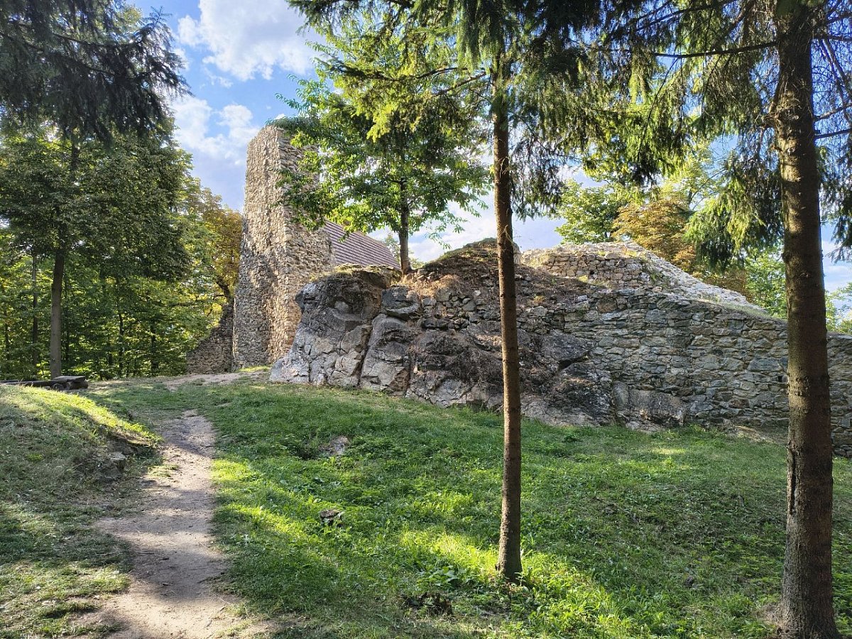 Rabštejnek (401&nbsp;m)